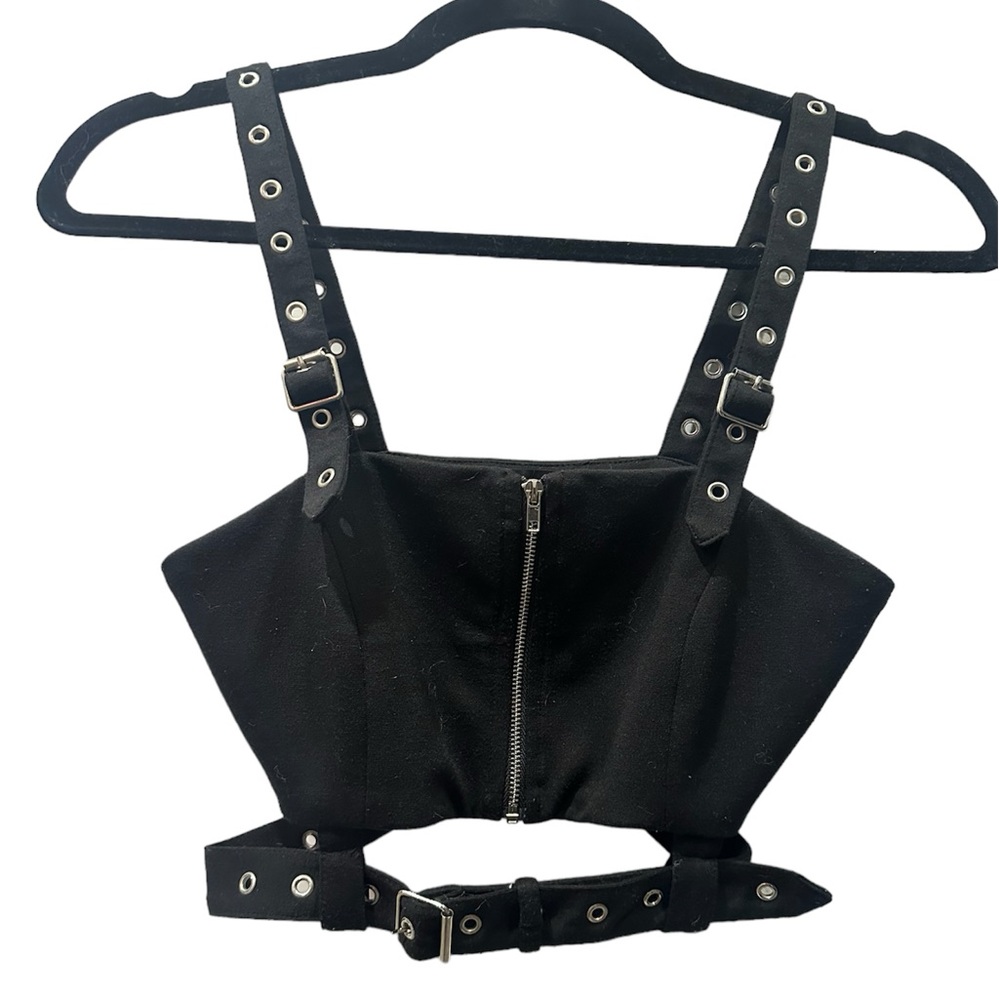LF Eyelet Crop Top